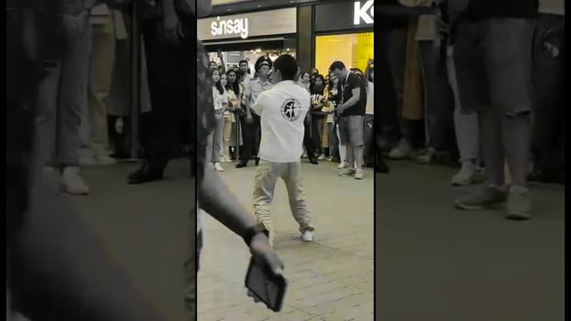 Грандиозный мастер Kazakh Ип Ман демонстрирует технику работы. Kazakh Ip Man. смотреть онлайн