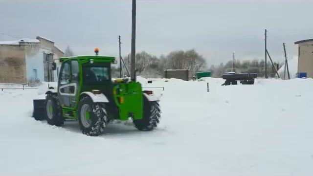 Снеговой отвал для телескопиеских погрузчиков смотреть онлайн