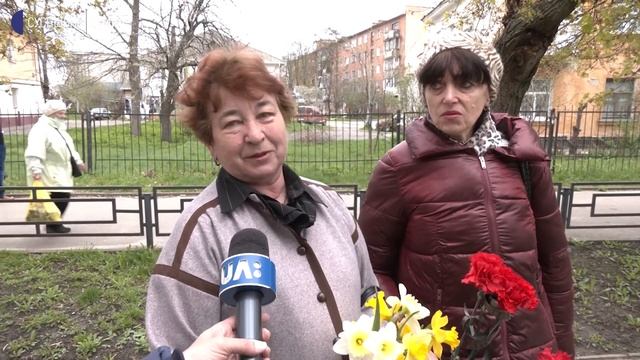 У Сумах вшанували пам'ять ліквідаторів наслідків аварії на Чорнобильській АЕС смотреть онлайн