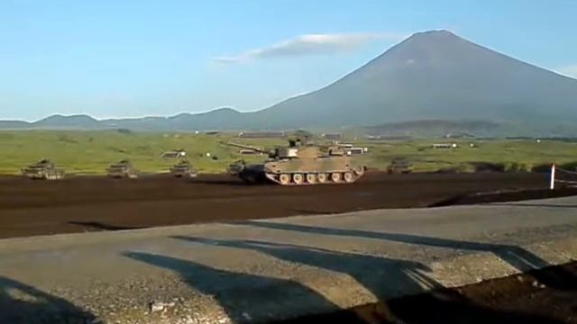 '08 JGSDF-demo At Fuji --Type 90 & Type 74 Tank--