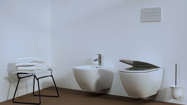 LAUFEN | LUA toilet close up смотреть онлайн