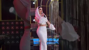 ФАРЗОНАИ ХУРШЕД СУРУДИ НАВ БАРОИ ШУМО