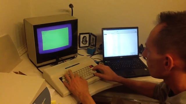 1 bit player on the emu & real coco..(with newly added VU Meters) смотреть онлайн
