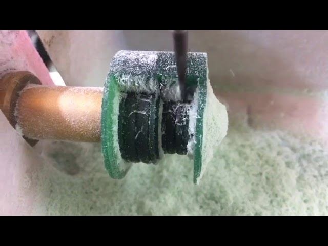 Изготовление точной копии обручальных колец из воска