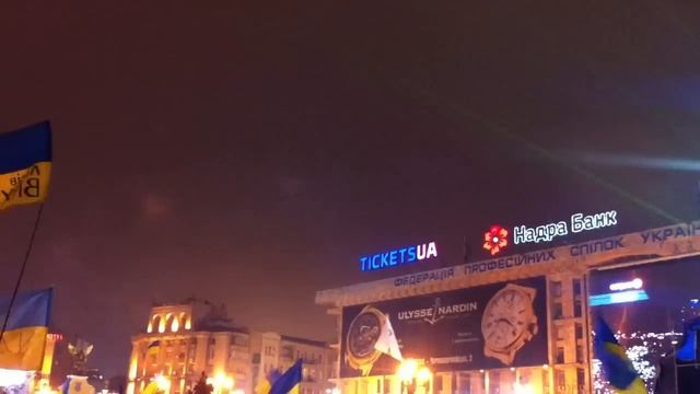 ГИМН УКРАИНЫ, НА МАЙДАНЕ В НОВОГОДНЮЮ НОЧЬ!!!! смотреть онлайн