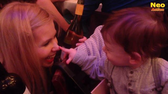 ПОКА МАМЫ ШОПЯТСЯ, ИХ ДЕТИ... Поход по магазинам глазами ребенка! Выходные с Нео смотреть онлайн