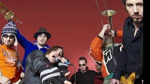 Zdob și Zdub Primăvara,  перевод на русский с субтитрами.(румынский с субтитрами)