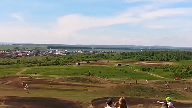 Мотокросс 2018. Тренировочный круг любителей и ветеранов смотреть онлайн
