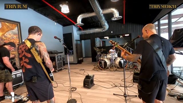 @trivium - 'Kirisute Gomen' & 'Torn Between Scylla And Charybdis' Full Band Hangar Playthrough смотреть онлайн