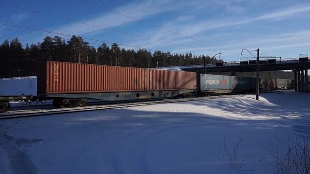Электровоз ВЛ80С-480 с контейнерным поездом. смотреть онлайн