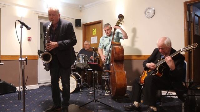 Have you met Miss Jones - Richard Exall with the Graeme Culham Quartet смотреть онлайн