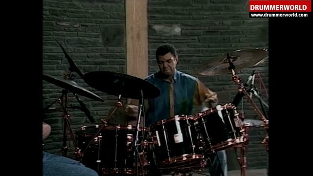 Jack DeJohnette: Some Cool Grooves - 18 minutes - #jackdejohnette #drummerworld смотреть онлайн