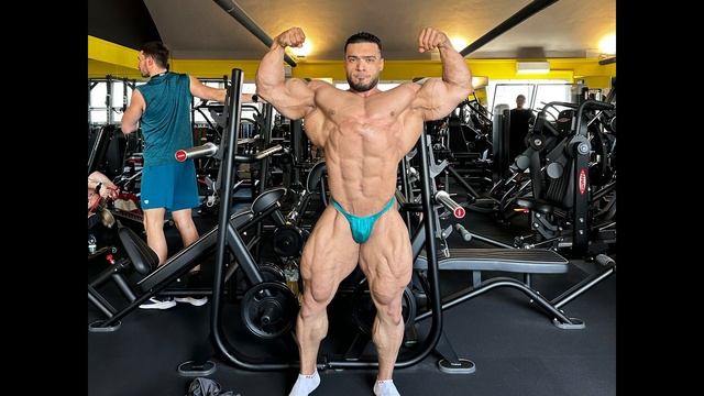 Picture Perfect Front Double + Jon 9 weeks out + Will Roman Compete ? Wolf at 45 + Stephane + Brett смотреть онлайн