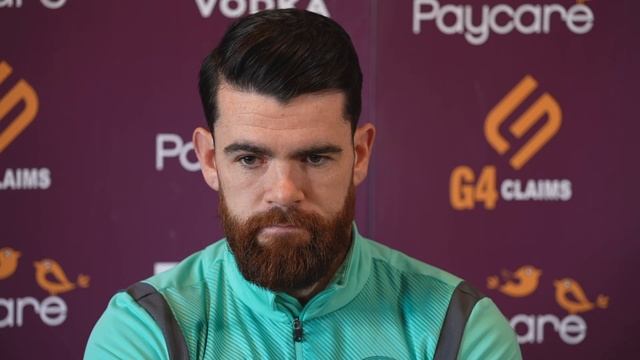 Liam Donnelly: 'There is no panic' смотреть онлайн