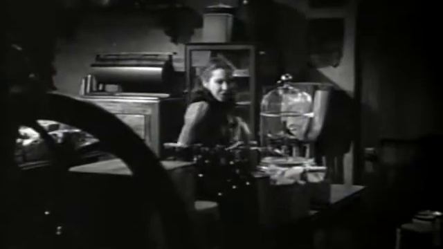 The Leopard Man (1943).   Teresa Meets The Leopard.