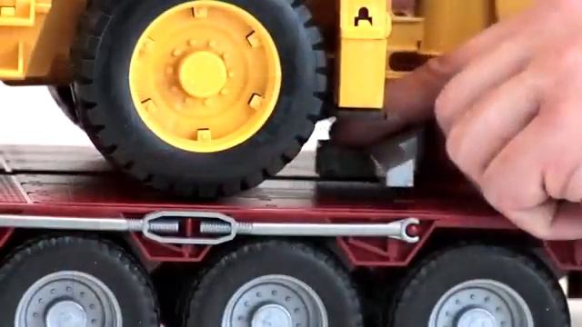 Bruder Mack Granite Flatbed Truck with JCB Loader Backhoe Toys Games смотреть онлайн