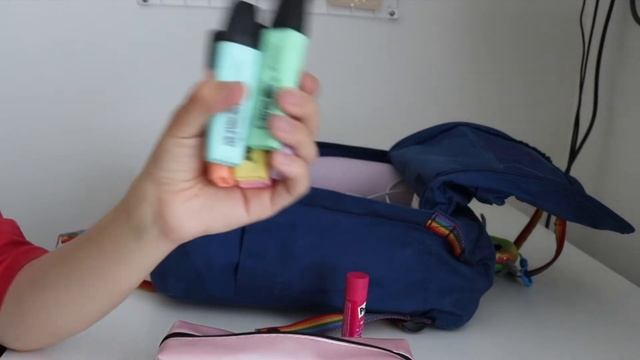 what’s in my school bag (fjällräven kånken) | amy studies смотреть онлайн