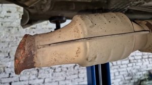 Нужно ли в машину устанавливать пламегаситель взамен вырезанных катализаторов