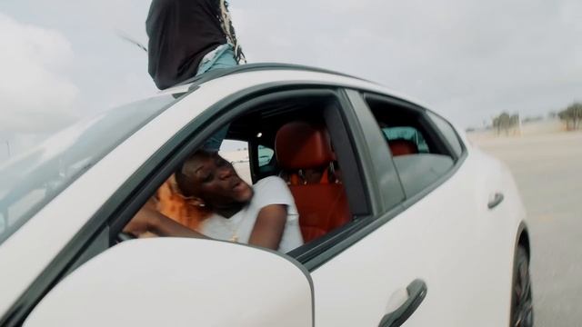 Terry Reloaded - Jayda Wayda смотреть онлайн