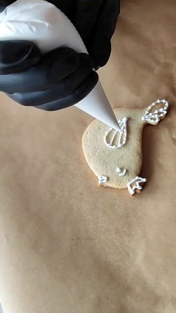 простая роспись имбирного печенья #росписьпряников #простоеоформление #просто #cookingvideo #cookin