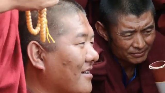 ༢༠༡༨ ལོར་བན་བོན་གཉིས་མཉམ་བཤད་གྲྭ་བ་ལྔ་སྟོང་སྣང་ཞིག་དགོན་ཆེན་དུ་མཉམ་འཛོམས་སྐབས་ཀྱི་བརྙན་ཐུང་ཞིག смотреть онлайн