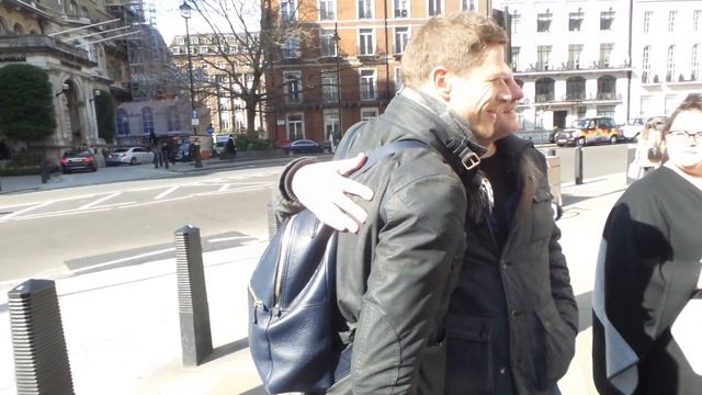 James Norton in London 01 04 2016 смотреть онлайн