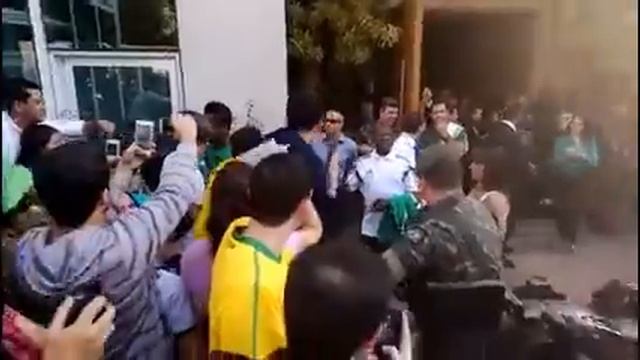Nigeria leave hotel for Brasilia смотреть онлайн