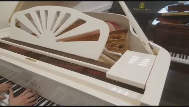 Белый рояль купить August Förster 170 (Германия) Шопен смотреть онлайн