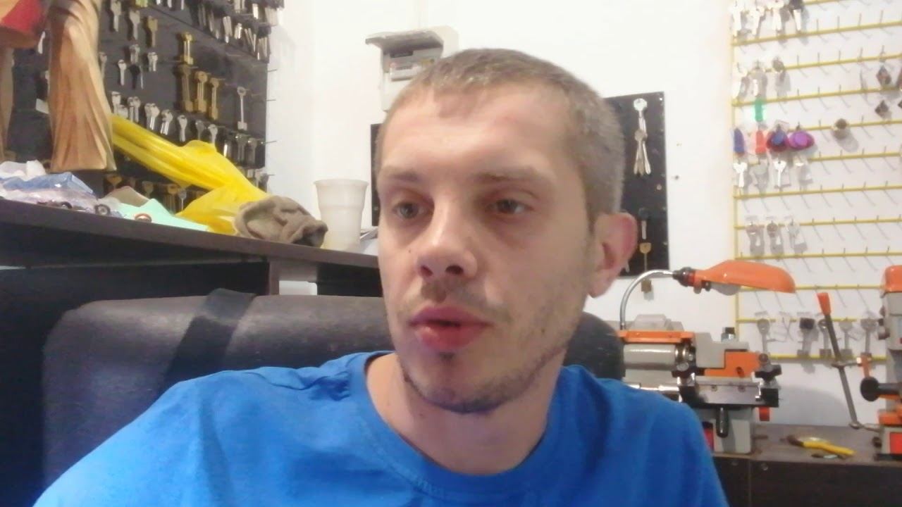 Закончил крест картье