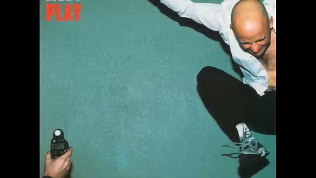 Moby - Why Does My Heart Feel So Bad? смотреть онлайн