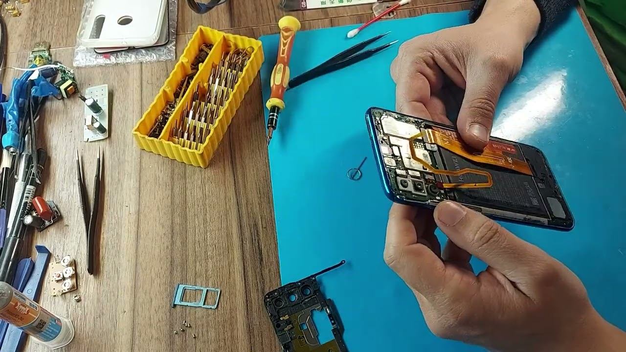 Как заменить дисплей на HONOR 10i (HRY-LX1T) смотреть онлайн