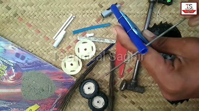 How to make rc tractor Massey Furguson 260 #Part 1 #Technical Saghir #YoutubeVideo смотреть онлайн