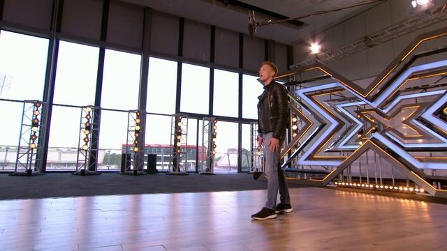 Aidan Martin delivers the perfect Punchline | Auditions Week 2 | The X Factor 2017 смотреть онлайн