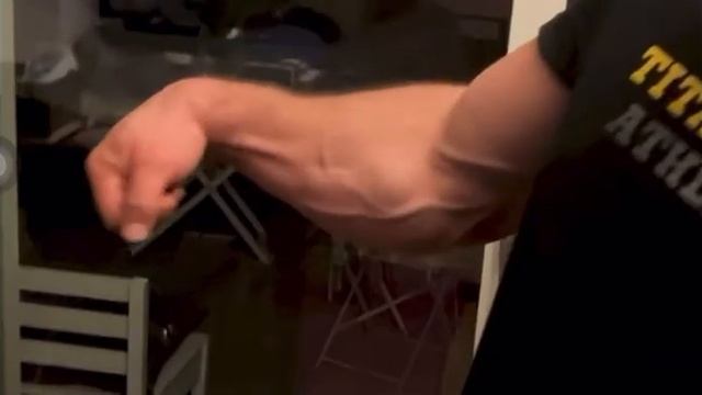 Ermes Gasparini #jerrycadorette #ermesgasparini #armwrestling #kingofthetable смотреть онлайн