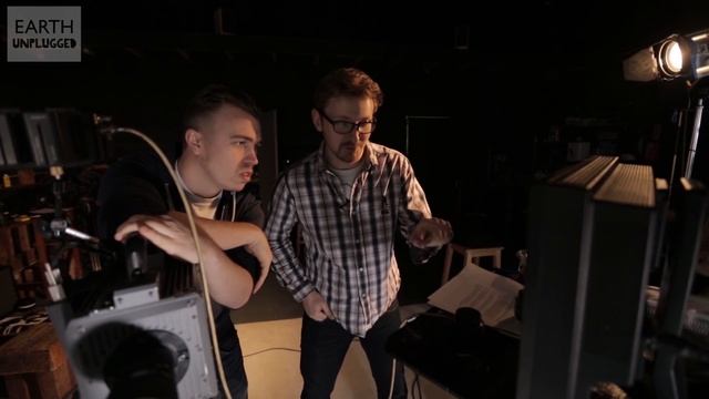 Shooting Chameleon Tongue in Super Slow Motion | BBC Earth смотреть онлайн