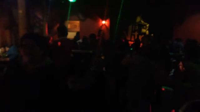 EDISON ANDRES - PUB LA VITROLA OSORNO смотреть онлайн