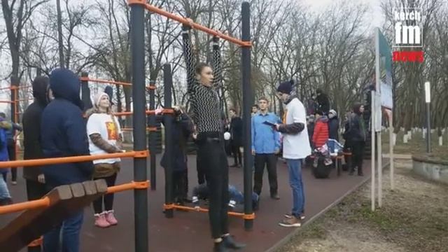 Зимние спортивные игры в новом керченском парке смотреть онлайн