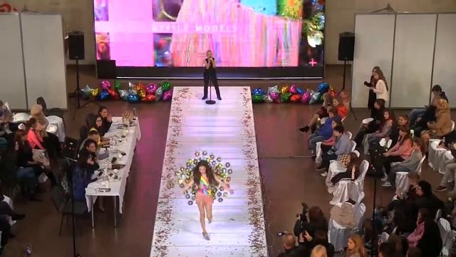 Fashion Awards Битва детских модельных агентств - DEFILE MODELS`CITY ( Киев ) смотреть онлайн