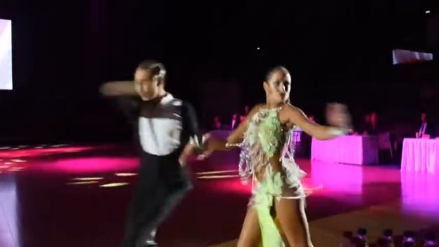 Vinichenko - Povzun, Adult La Presentation CAPITAL CUP MINSK 2016 смотреть онлайн
