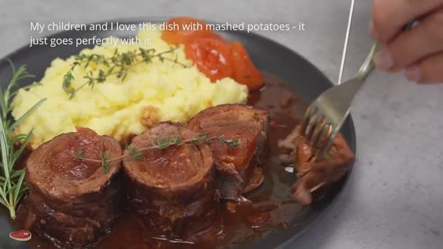 Тушеные говяжьи рулеты с соусом из красного вина смотреть онлайн