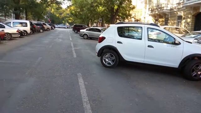 Полицейский вроде как не БАРАН, хотя возможно и Баран. смотреть онлайн