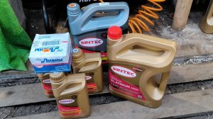 Нива Тревел, гараж, яма, очередная замена масел