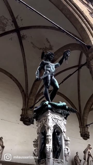 🇮🇹 Италия, Флоренции🗿Фантастический Персей с головой Медузы. смотреть онлайн