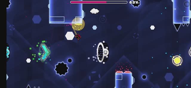 Geometry Dash FIRST RACE BY STAMINA смотреть онлайн