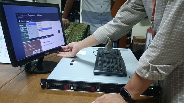 Setup Awal RAID dan Bootable Linux Ubuntu 22 di HPE ProLiant DL160 Gen10 смотреть онлайн