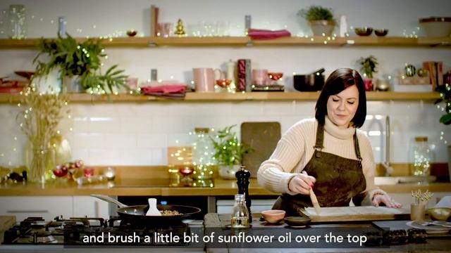 Festive Vegan Canapé Recipe | Cranberry & Chestnut Rolls | Vitality UK смотреть онлайн