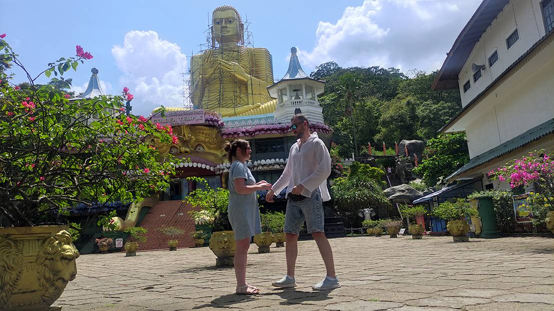 ШРИ-ЛАНКА ДВУХДНЕВНАЯ ЭКСКУРСИЯ ИНДУИСТСКИЙ ХРАМ смотреть онлайн