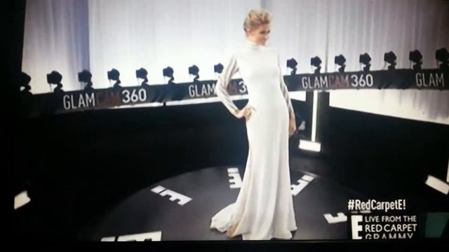 Paris Hilton dress Ice Dancing Sochi 2014 смотреть онлайн