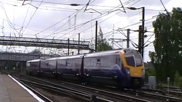 Hull Trains Neon liveried 180 Doncaster-2nd May смотреть онлайн