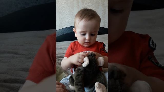 Vredina Life обезьянка и поцелуй смотреть онлайн